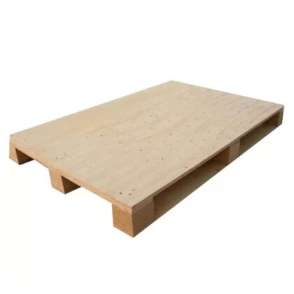 Pallet with Reinforced Corners